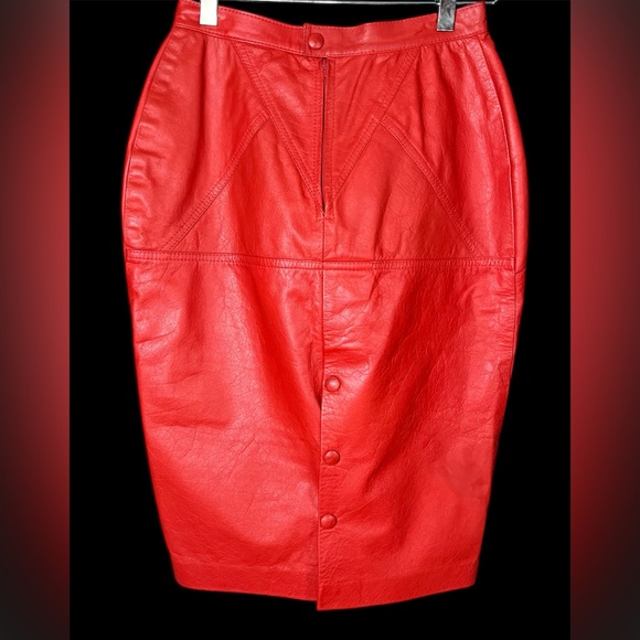 Vintage red leather skirt snakeskin print detail button snap slit - Picture 2 of 7